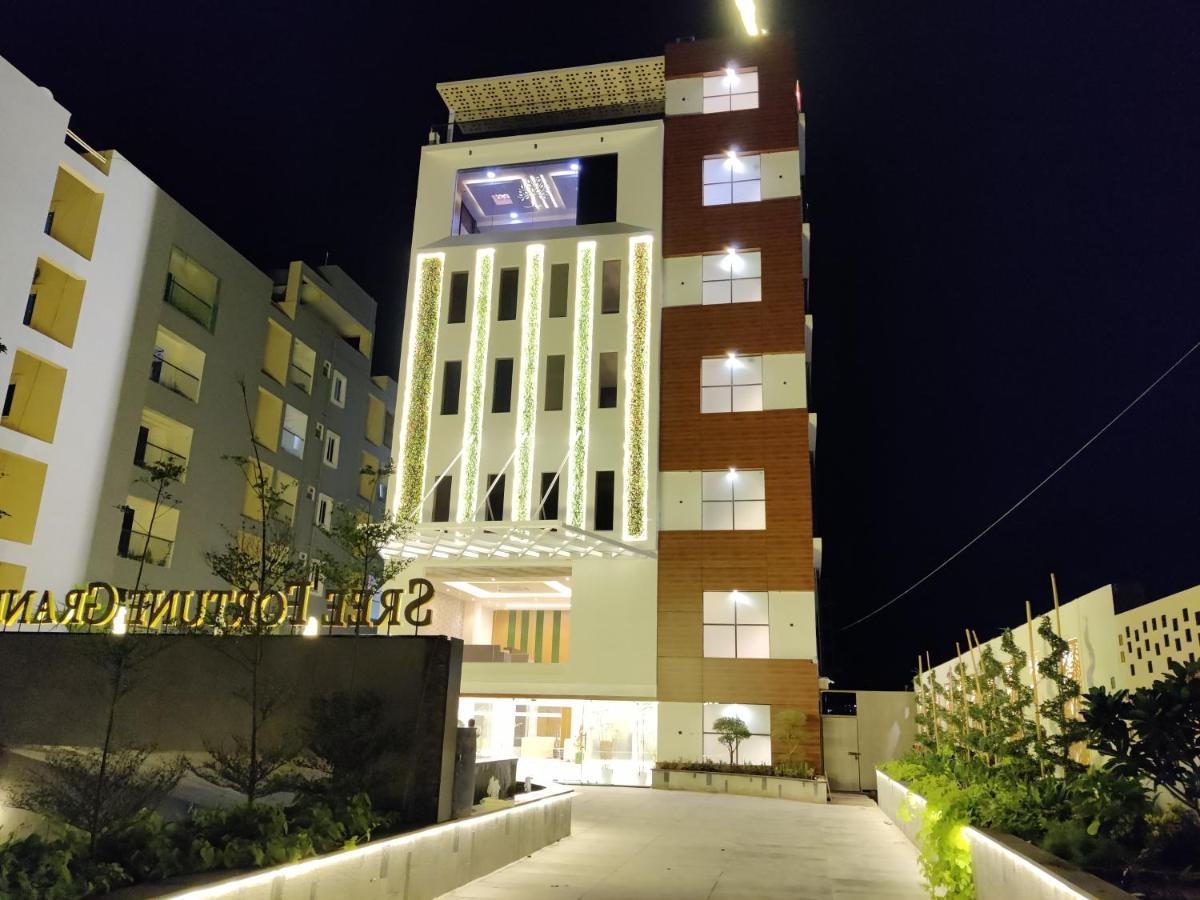 Sree Fortune Grand, Tadepalli Hotel Tadepalle Luaran gambar