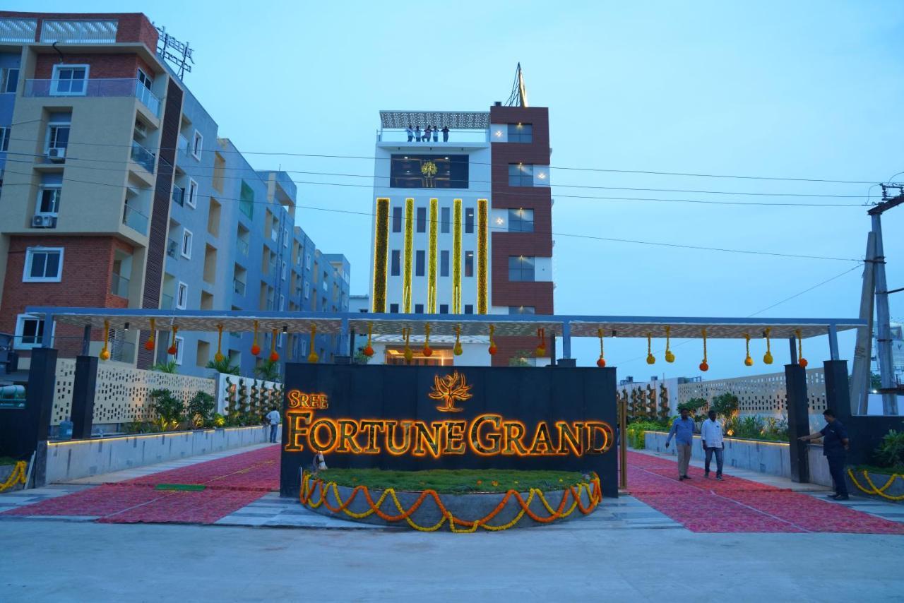 Sree Fortune Grand, Tadepalli Hotel Tadepalle Luaran gambar