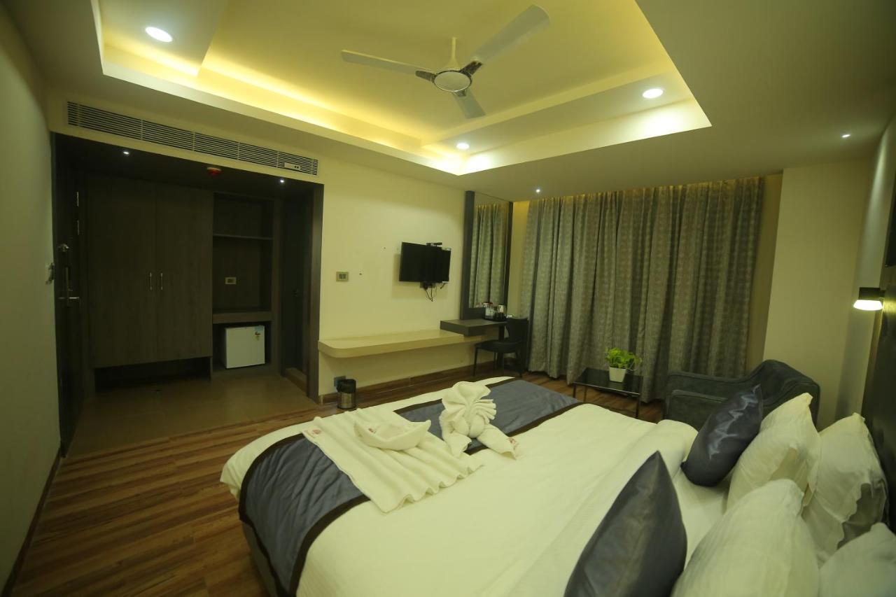 Sree Fortune Grand, Tadepalli Hotel Tadepalle Luaran gambar