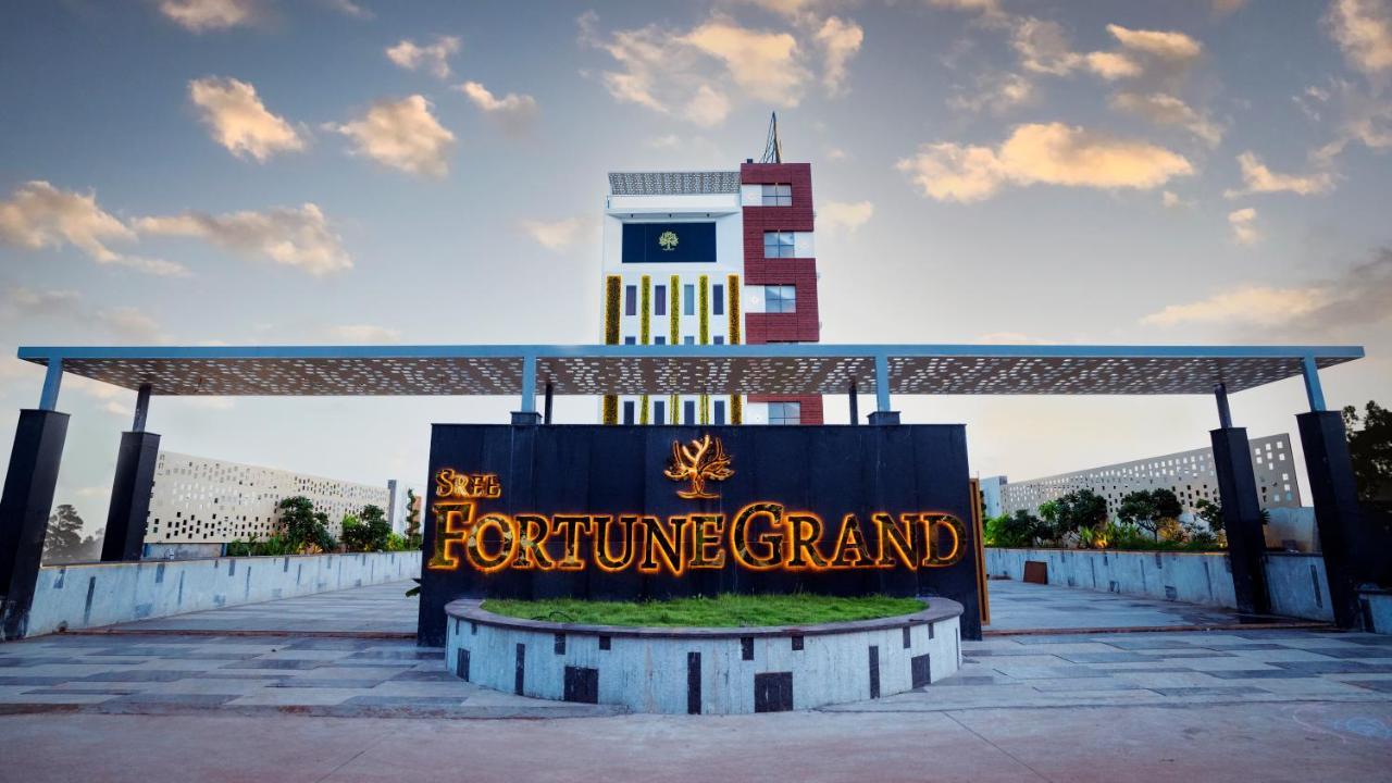 Sree Fortune Grand, Tadepalli Hotel Tadepalle Luaran gambar